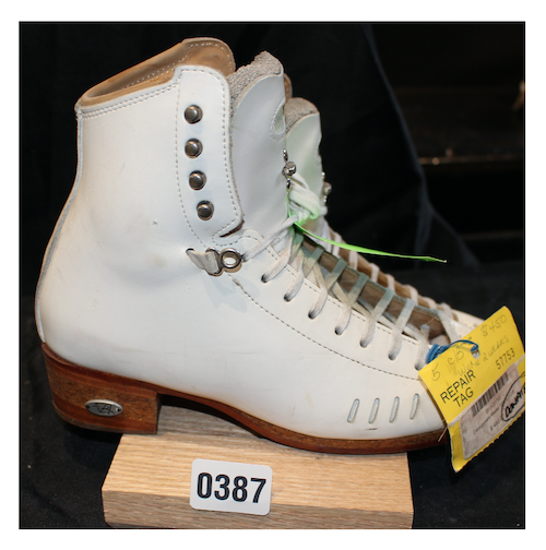 Used 387 Riedell White 5C/B