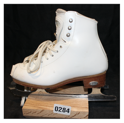 Used 284 Riedell Motion White 3W Coronation Ace