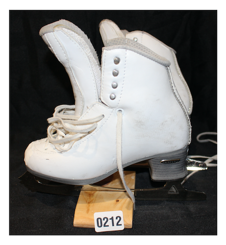 Used 212 Jackson Debut White 4.5R Apex Elite