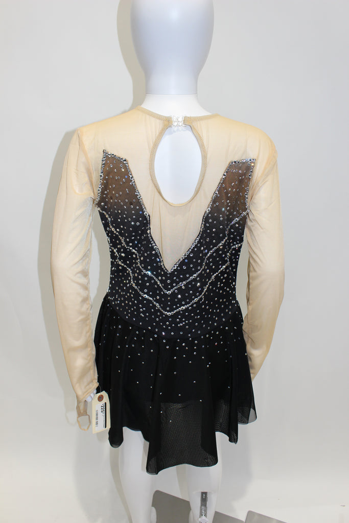 Unique Dress 492 Size 12-14