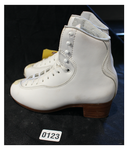 Used 123 Jacskon Dj2415 White 5.5A