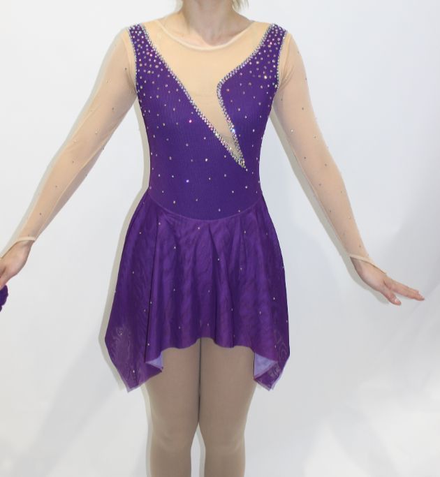 Unique Dress 104 Size adult S/M