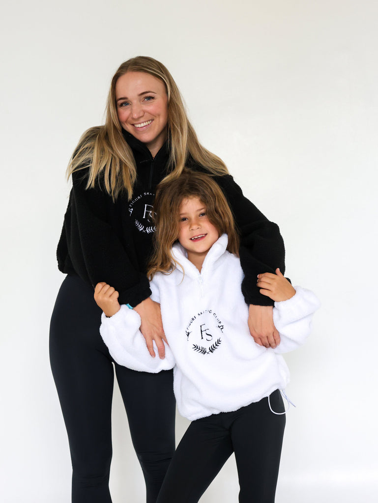 JIV Teddy Pullover Embroidered