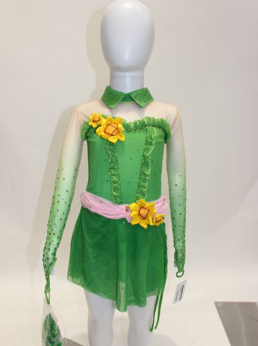 Unique Dress 211 Size 6-8