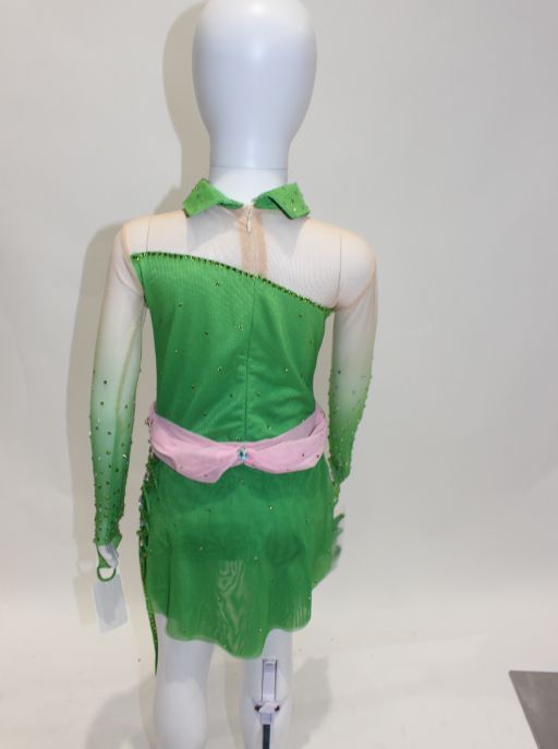 Unique Dress 211 Size 6-8