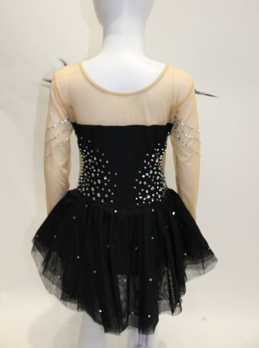 Unique Dress 226 Size 6-8