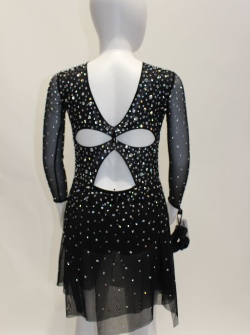Unique Dress 350 Size 8-10
